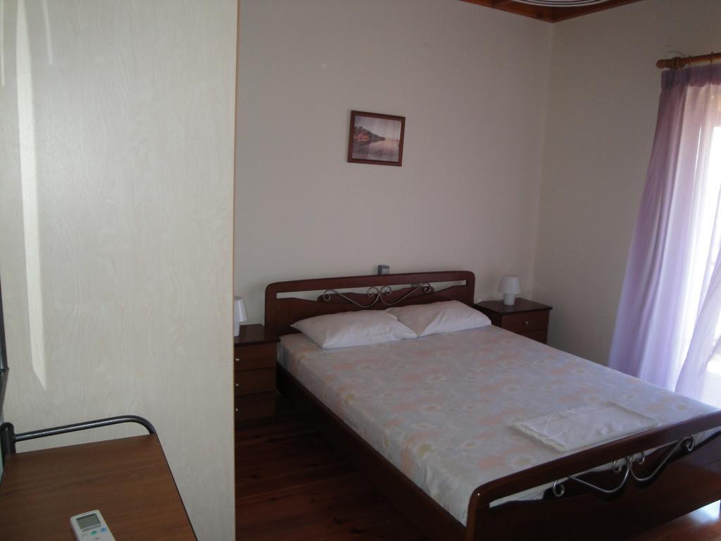 Paschos Rooms Sivota  Room photo
