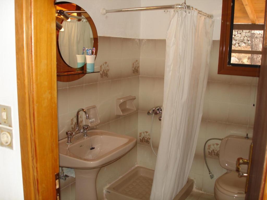 Paschos Rooms Sivota  Room photo